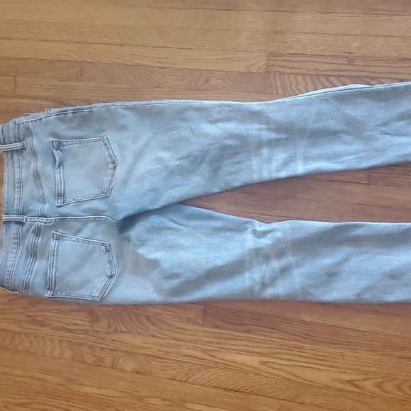 High rise jeans - Picture 2 of 3